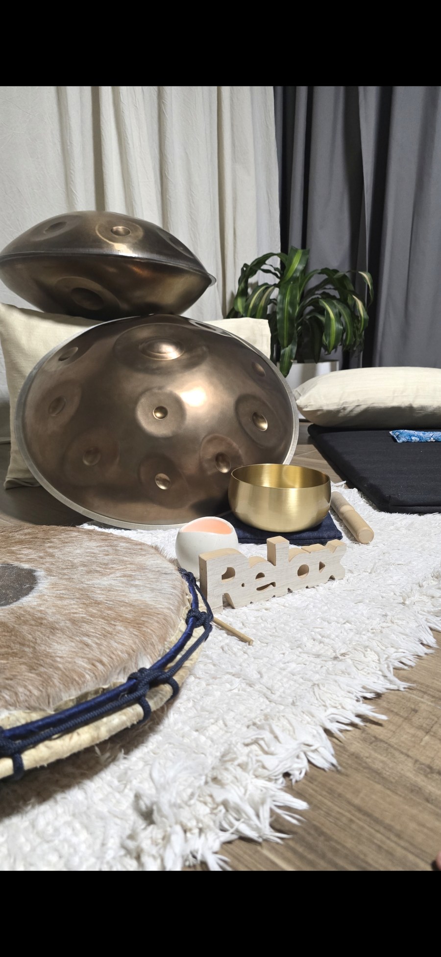 El espacio de ARKANOVA — handpan y cuenco tibetano